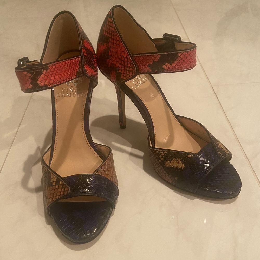 Vince Camuto Retro Python Heels - Picture 5 of 10